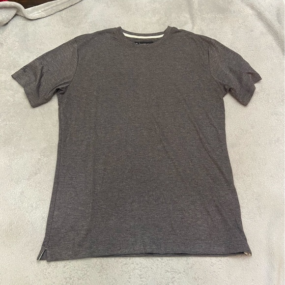 Tailored Athlete bundle of 2 t-shirts plus bonus shirt! - Picture 3 of 7